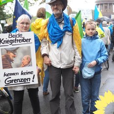 Bärbel, Hendrik, Philemon Kundgebung "Euer Frieden ist unser Todesurteil" am Tag der Deutschen Einheit in Berlin